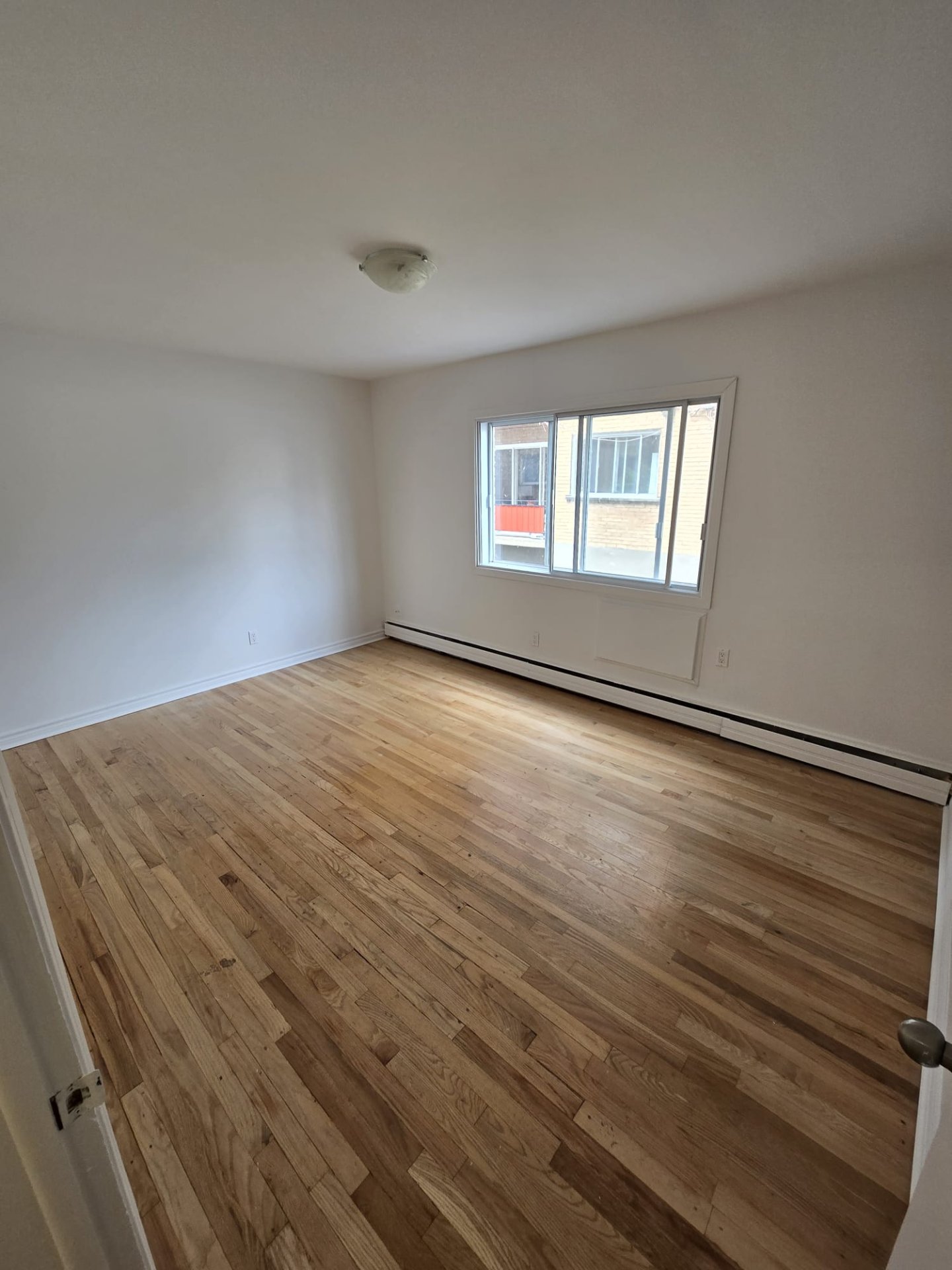 Residential Lease in Montréal (Lachine) 2