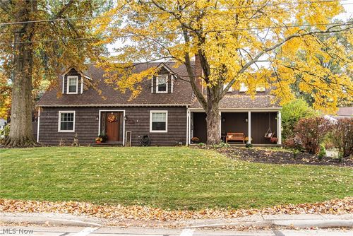 944 Northwestern Ave, Wooster, OH, 44691-2722 | Card Image