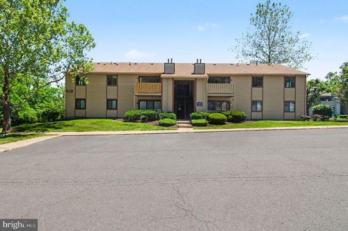 902 Dogwood Ct, LANSDALE, PA, 19446-4978 | Card Image