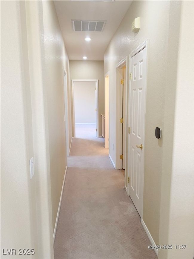UNIT-202 - 10190 Deerfield Beach Ave, Condo with 2 bedrooms, 2 bathrooms and null parking in Las Vegas NV | Image 17