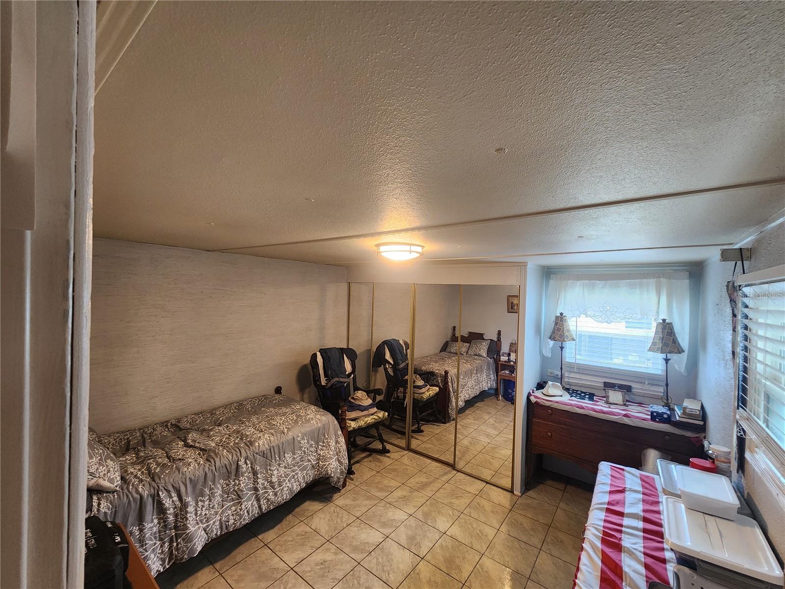 Residential in PALMETTO 5