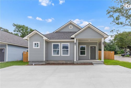 1801 Pin Oak St, Bryan, TX, 77803-5527 | Card Image