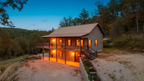 20784 County Road 207, Eminence, MO, 65466 | Card Image