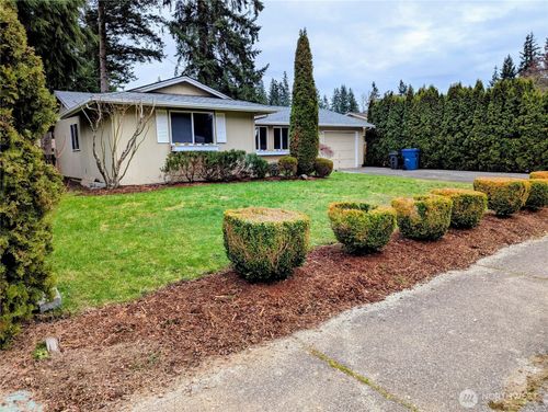 13105 49th Ave Ne, Marysville, WA, 98271-8621 | Card Image