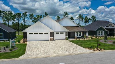 6437 Sw 180th Circle, House other with 3 bedrooms, 2 bathrooms and null parking in Dunnellon FL | Image 2