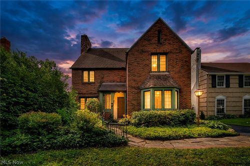 18126 Lomond Blvd, Shaker Heights, OH, 44122-5012 | Card Image