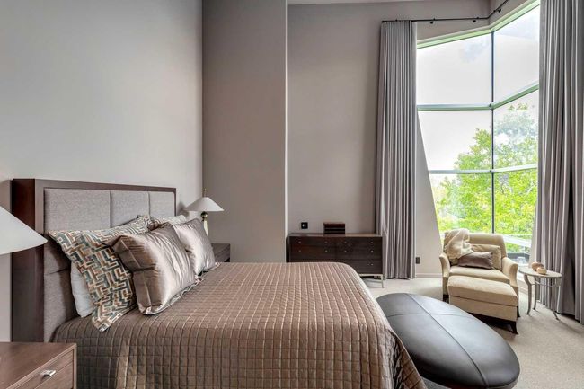 25 Posthill Drive Sw, House other with 4 bedrooms, 4 bathrooms and 8 parking in Calgary AB | Image 23