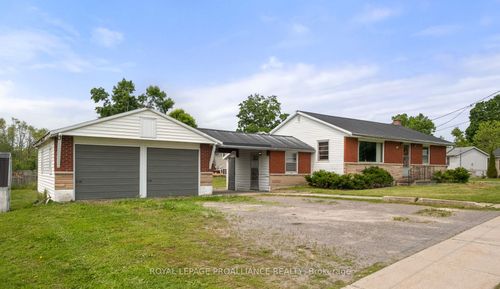 109 Victoria St, Hastings, ON, K0L1Y0 | Card Image
