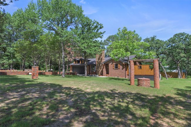 add'l view of home from street | Image 32