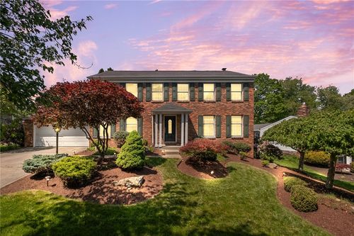 109 Marshall Dr, Mt. Lebanon, PA, 15228-1789 | Card Image