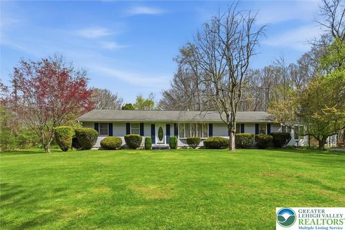 4 Codorus Rd, BARNESVILLE, PA, 18214-2436 | Card Image