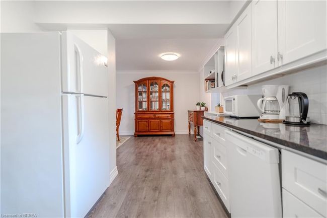 131 Morrell St, House other with 3 bedrooms, 2 bathrooms and 4 parking in Brantford ON | Image 11