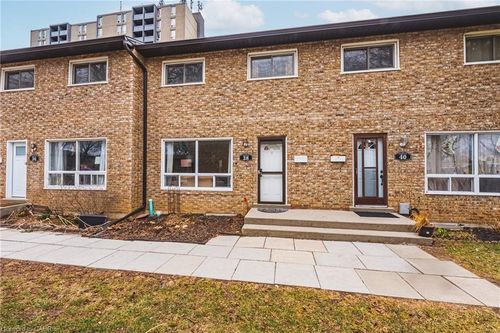 38 Glenburn Crt, Hamilton, ON, L8E1C8 | Card Image