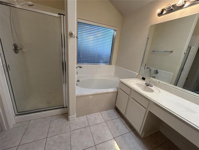 19503 Pinewood Bluff Ln, House other with 3 bedrooms, 2 bathrooms and 2 parking in Humble TX | Image 28