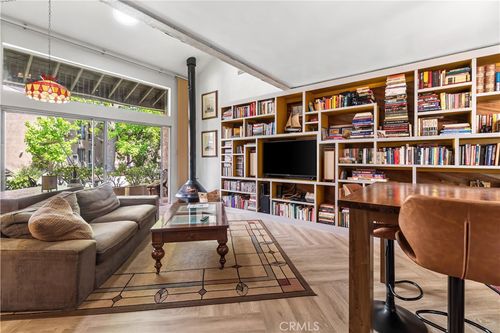 14a-7890 E Spring St, Long Beach, CA, 90815-1623 | Card Image