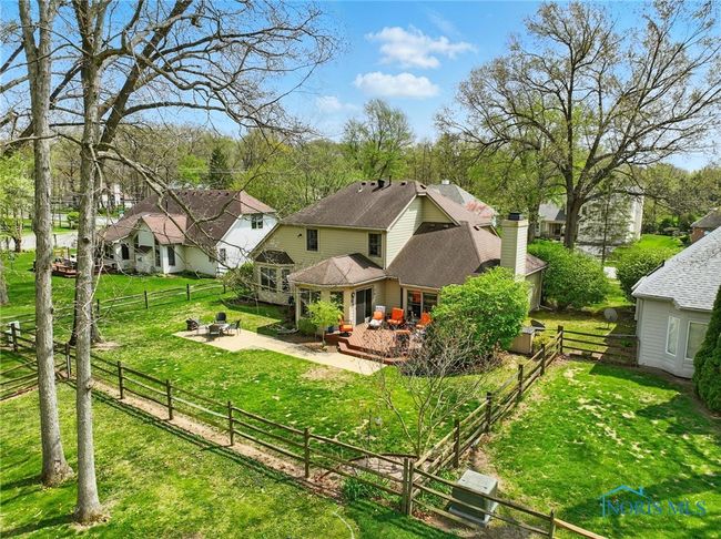 On fully fenced in yard. | Image 4
