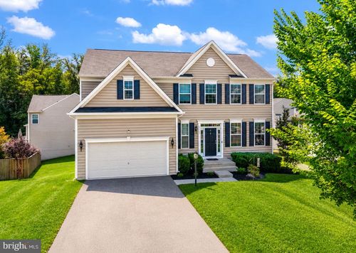 16183 Raptor Crest Ln, Woodbridge, VA, 22193-5795 | Card Image