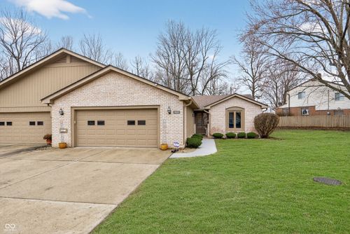 3641 Woodglen Way, Anderson, IN, 46011-1675 | Card Image