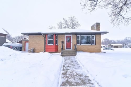 1121 N 9th St, Estherville, IA, 51334-1316 | Card Image