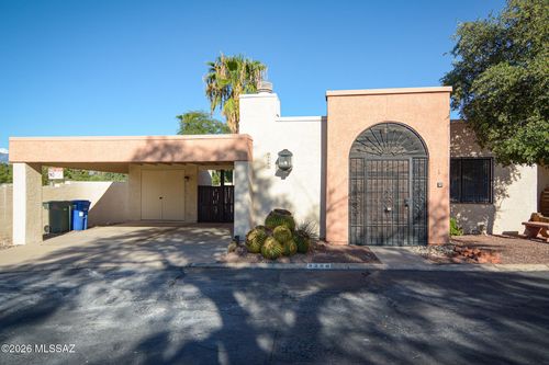 3266 N Little Creek Place, Tucson, AZ, 85712 | Card Image