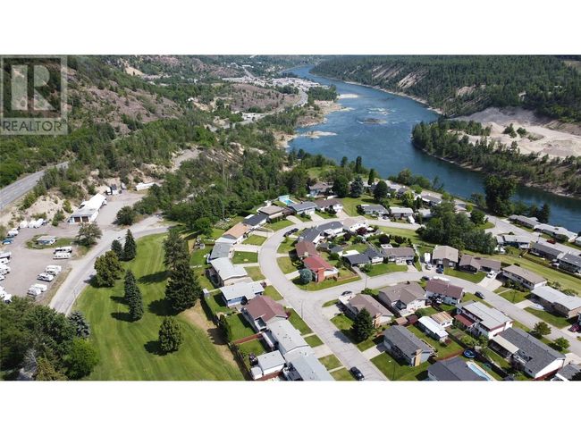 3900 Woodland Dr, House other with 3 bedrooms, 3 bathrooms and 3 parking in Trail BC | Image 51