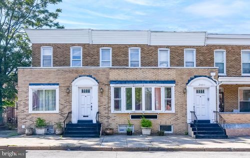 2431 E Oliver St, BALTIMORE, MD, 21213-3621 | Card Image