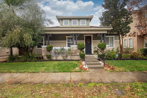 2370 Shire Way, Oakdale, CA, 95361 | Card Image