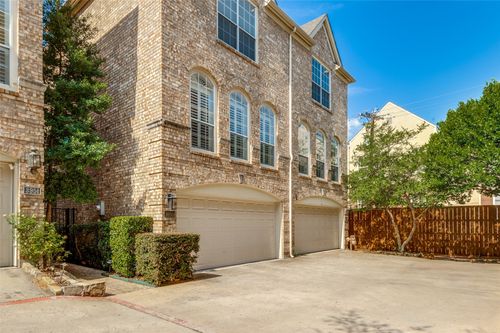3955 Cole Ave, Dallas, TX, 75204-1866 | Card Image