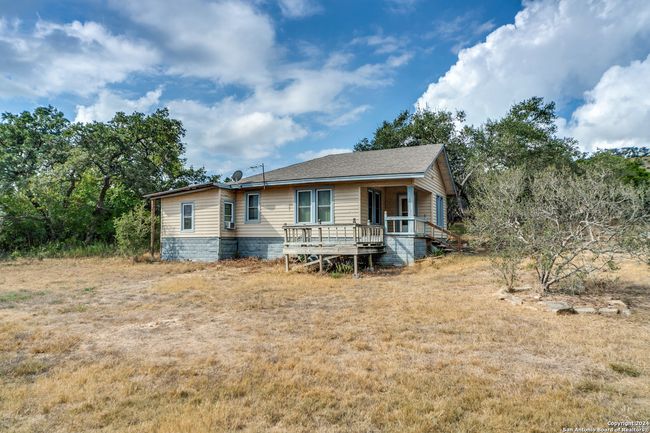34970 AND 34900 Smithson Valley Rd, House other with 3 bedrooms, 4 bathrooms and null parking in Bulverde TX | Image 26