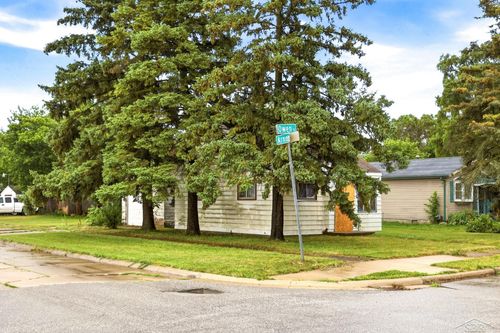 3102 Owen St, Saginaw, MI, 48601-4917 | Card Image