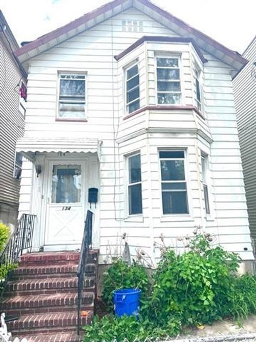134 Boyd Ave, Jersey City, NJ, 07304-1102 | Card Image