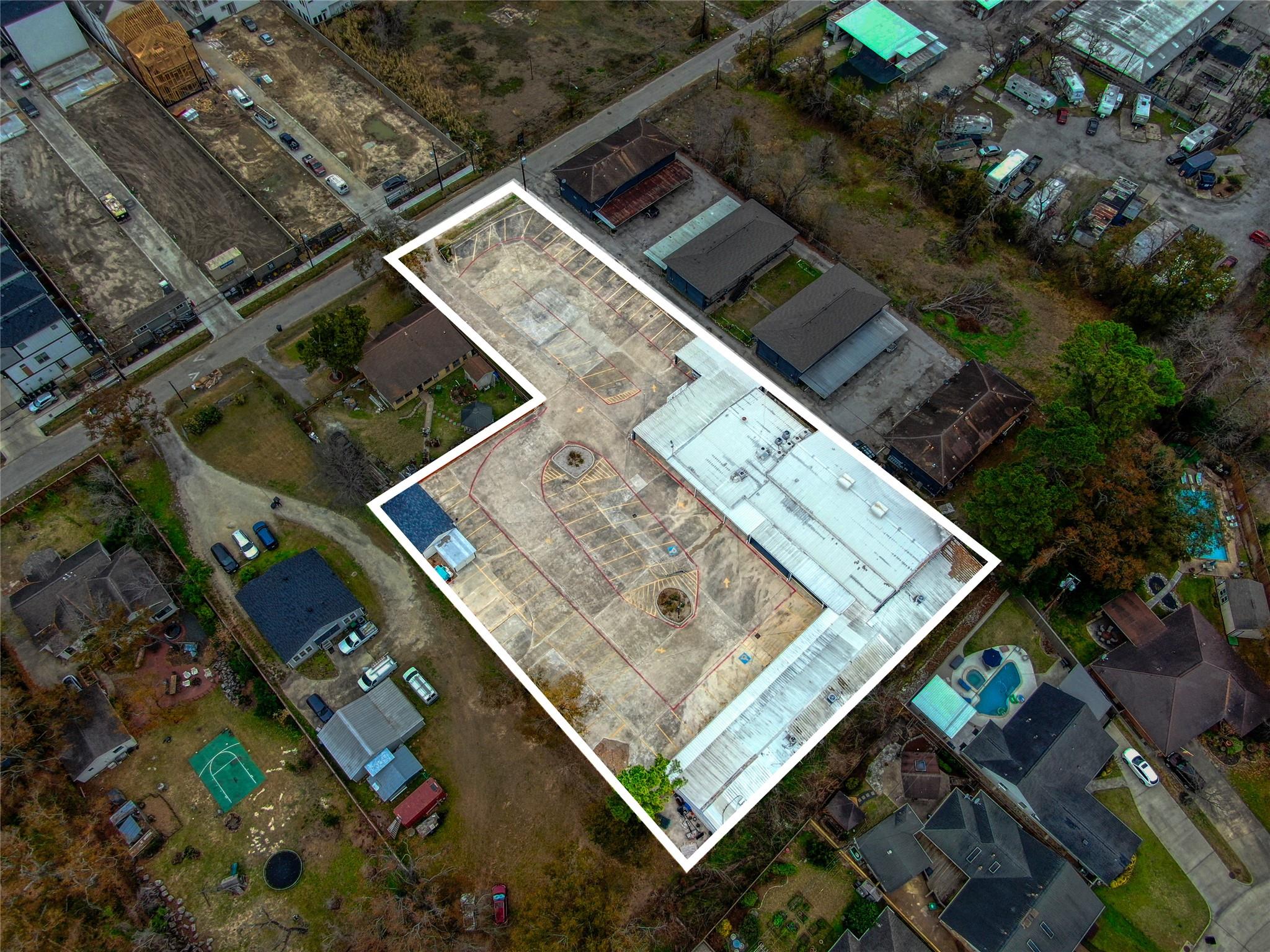 Land in Houston 4