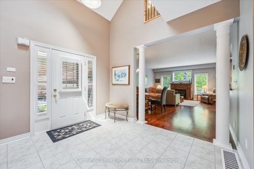 32-755 Willow Rd, Guelph, ON, N1K2A2 | Card Image