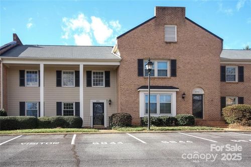 6844 Dumbarton Dr, Charlotte, NC, 28210-4221 | Card Image