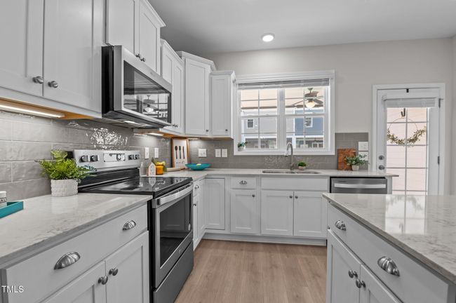 Kitchen | Image 6