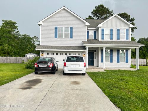 600 Blue Diamond Ct, Jacksonville, NC, 28540-3207 | Card Image