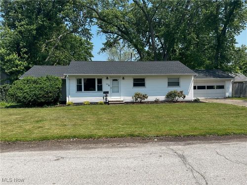605 Cherokee Trl, Willoughby, OH, 44094-7202 | Card Image