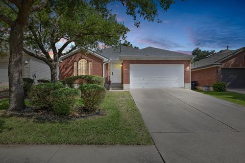8104 Luckenwald Cv, Round Rock, TX, 78681-5314 | Card Image
