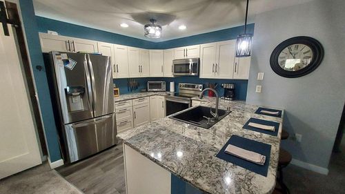 2672 Hidden Drive, Saint Francis, WI, 53235 | Card Image
