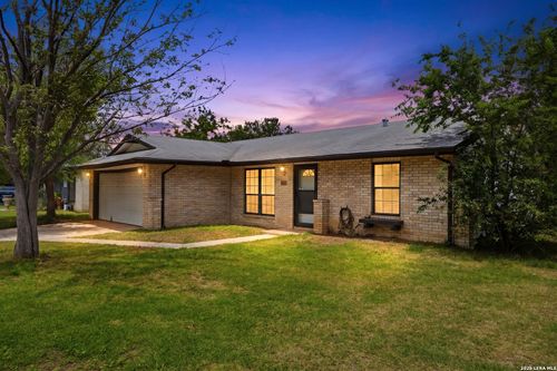 511 Solar Dr, San Antonio, TX, 78227-3830 | Card Image