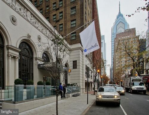 1617-1701 Locust St, PHILADELPHIA, PA, 19103-6163 | Card Image
