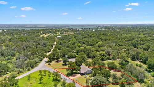 1905 Kingscircle Dr, Granite Shoals, TX, 78654 | Card Image