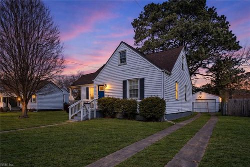 1614 Broadfield Rd, NORFOLK, VA, 23503-4138 | Card Image