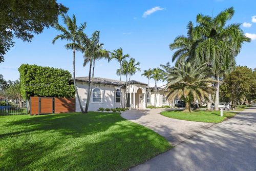 8095 Sw 187th St, Cutler Bay, FL, 33157-7477 | Card Image
