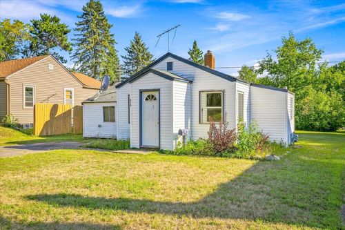 519 Forest Ave W, Mora, MN, 55051-1416 | Card Image