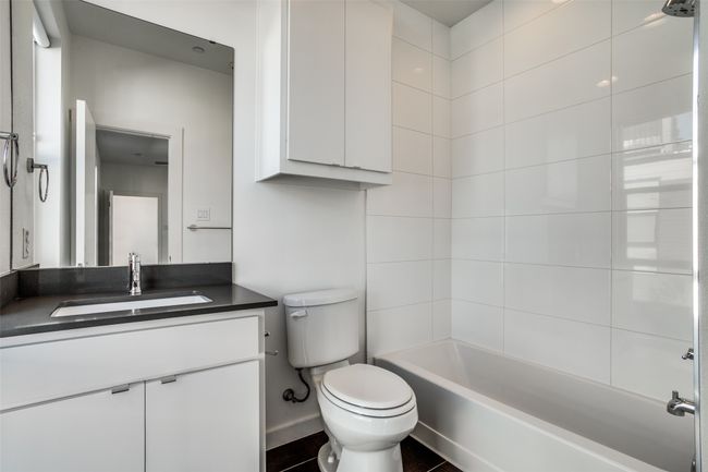 E - 4901 Live Oak St, Townhouse with 2 bedrooms, 3 bathrooms and null parking in Dallas TX | Image 16