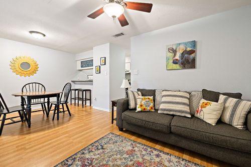 b-211-2450 Ashdale Dr, Austin, TX, 78757-8121 | Card Image