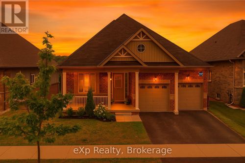 3133 Monarch Drive, Orillia, ON, L3V7X1 | Card Image