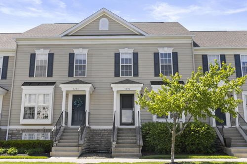45-5297 Royal Arch Cascade Dr, Dublin, OH, 43016-6273 | Card Image