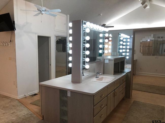 13745 Meadow Ln, House other with 4 bedrooms, 3 bathrooms and null parking in Flint TX | Image 23